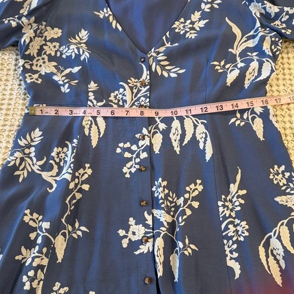SÉZANE Lily Dress in Blue & Cream Floral Print sz US 8 / FR 40 EUC - Picture 10 of 12